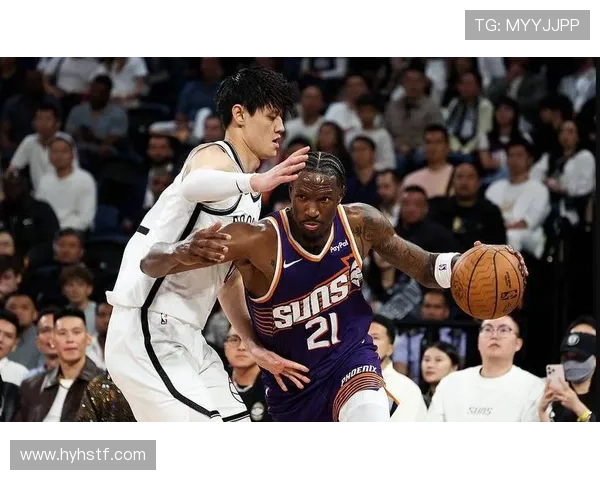 篮网球员训练照曝光备战比赛与球迷分享激情时刻